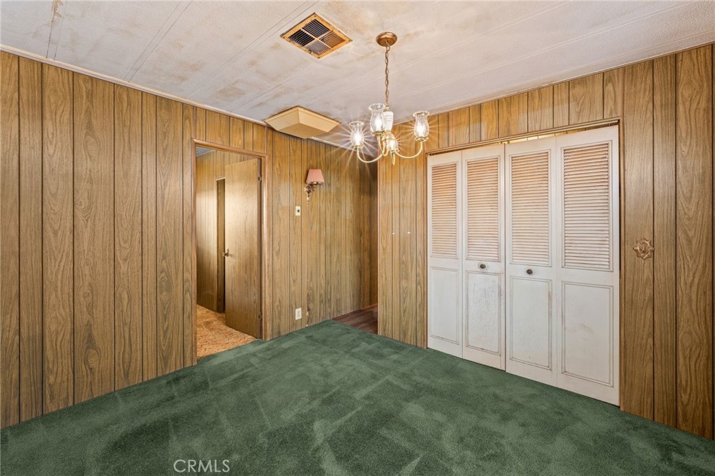 400 Greenfield Drive 18