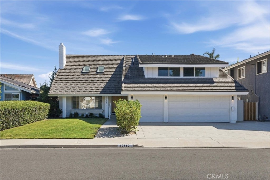 19552 Helena Circle
