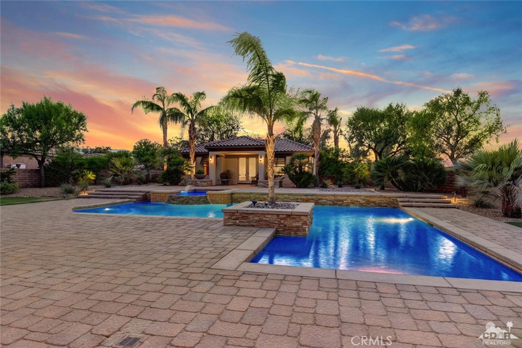 Stone Gate - Residential