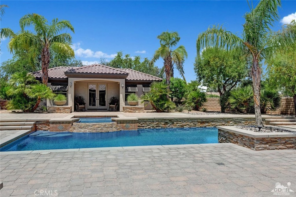 Stone Gate - Residential