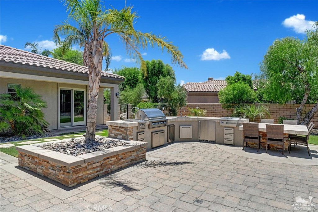 Stone Gate - Residential