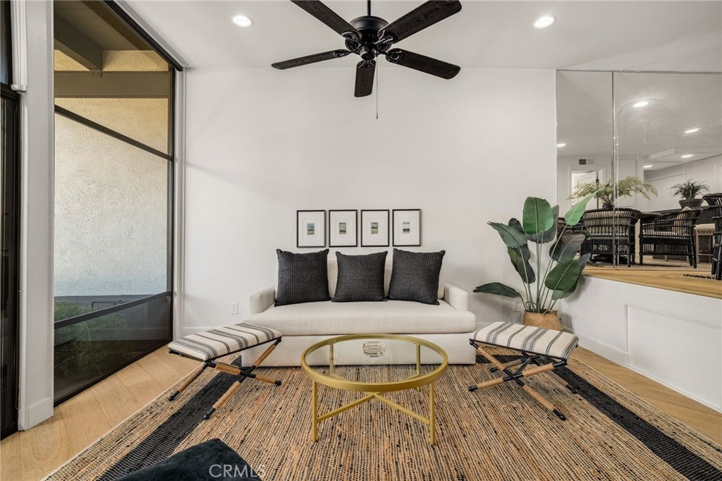 6112 Marina Pacifica N