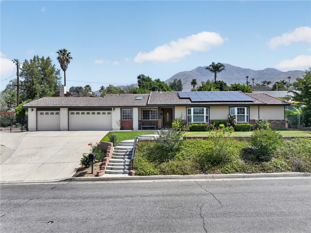 6691 Orangewood