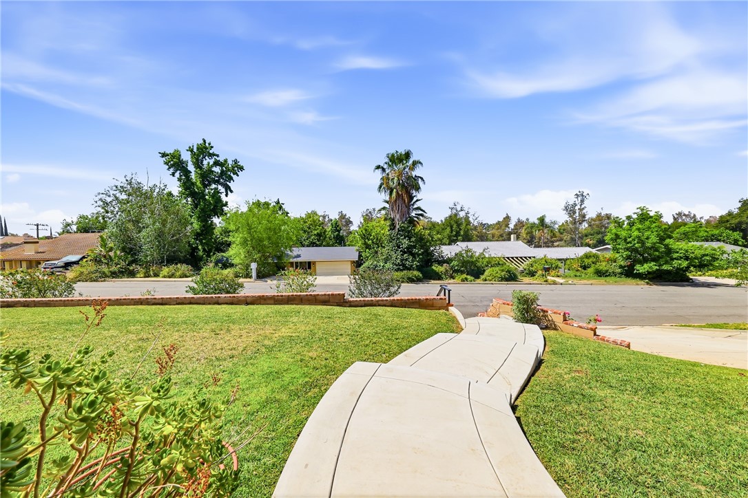 6691 Orangewood
