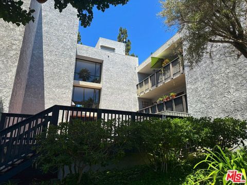 Photo of 3605 W Hidden Lane #303, Rolling Hills Estates, CA 90274 (MLS # 25609107)
