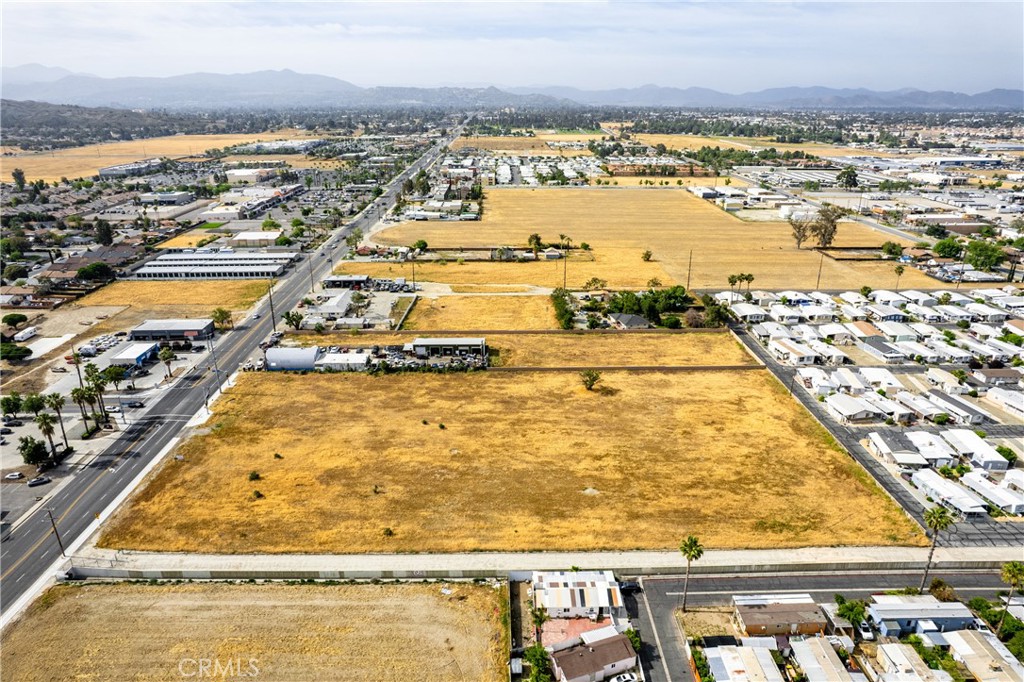 0 SAN JACINTO