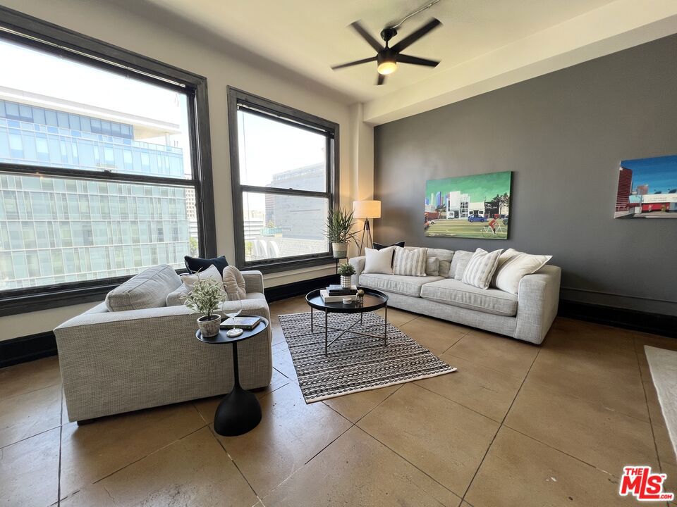 108 W 2nd Street 814