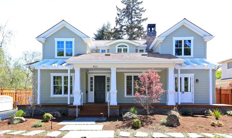 This just-completed new home combines the charm of a classic Craftsman w grand ambiance & modern features. Espresso-hued hardwood floors tie all the rooms harmoniously together while tall ceilings, expansive windows, clerestories & glass doors expand the flowing floor plan & fill the home w natural light. Perfectly selected lighting fixtures add a contemporary touch to the classic qualities of the home. Multiple built-ins are as functional as they are beautiful, drought-tolerant professional landscaping.