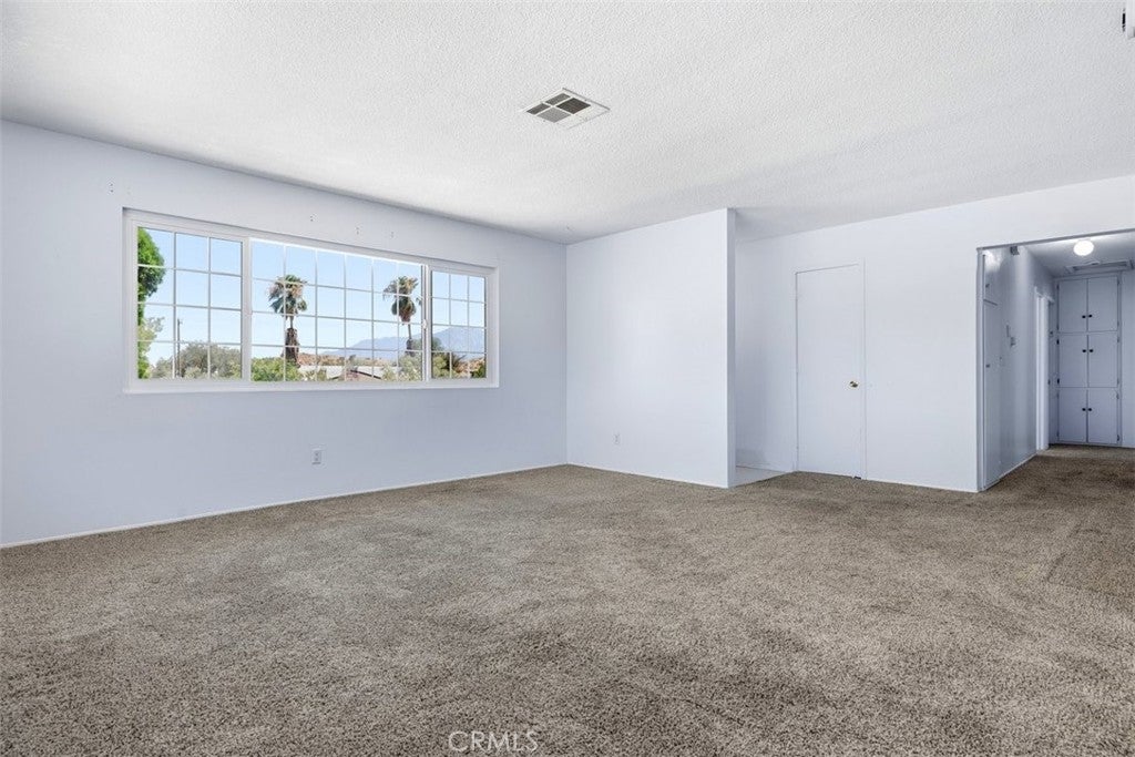 49084 Mojave