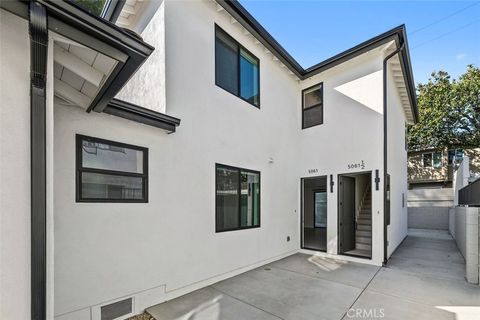 Photo of 5061 Cartwright Ave, North Hollywood, CA 91601 (MLS # SR26064791)