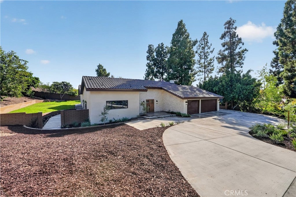 5092 E Equestrian