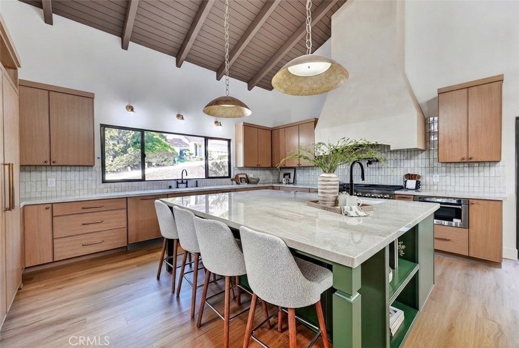 5092 E Equestrian LN
