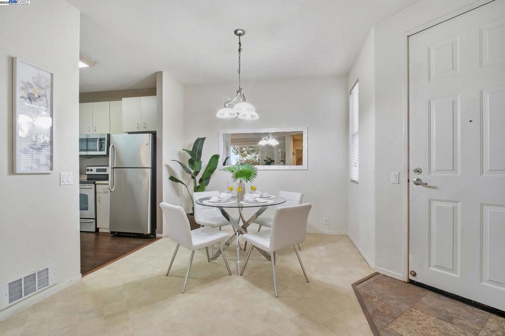 MONTE VISTA - Residential