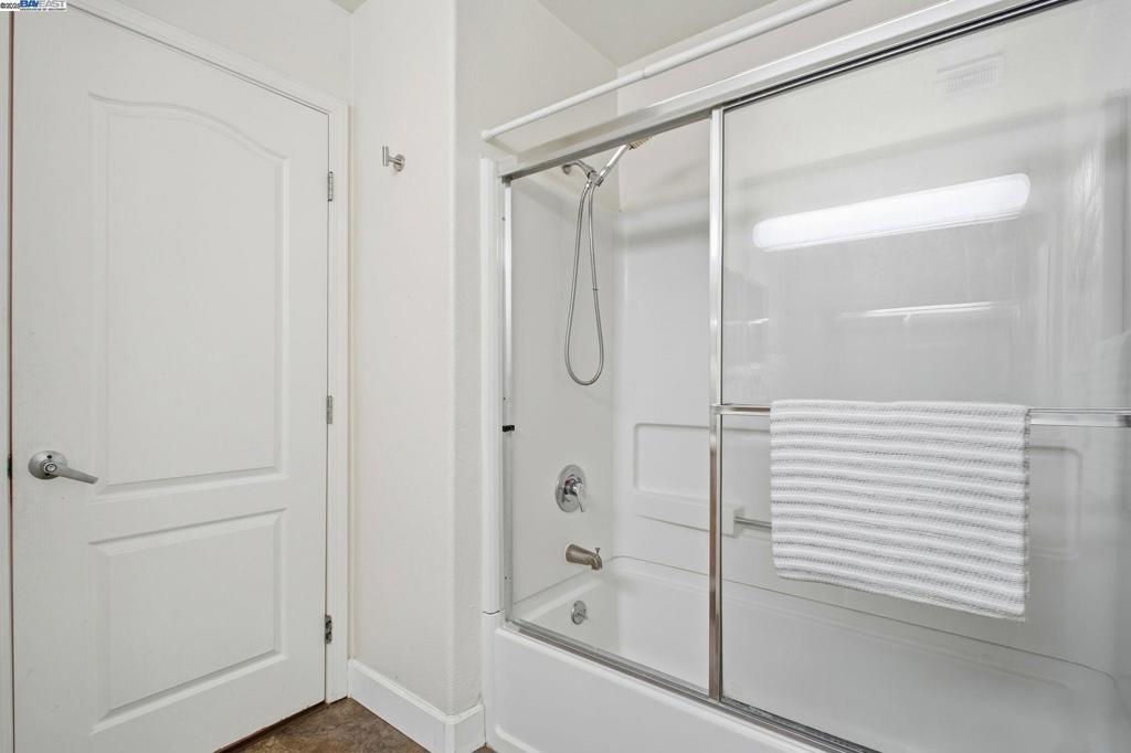 MONTE VISTA - Residential