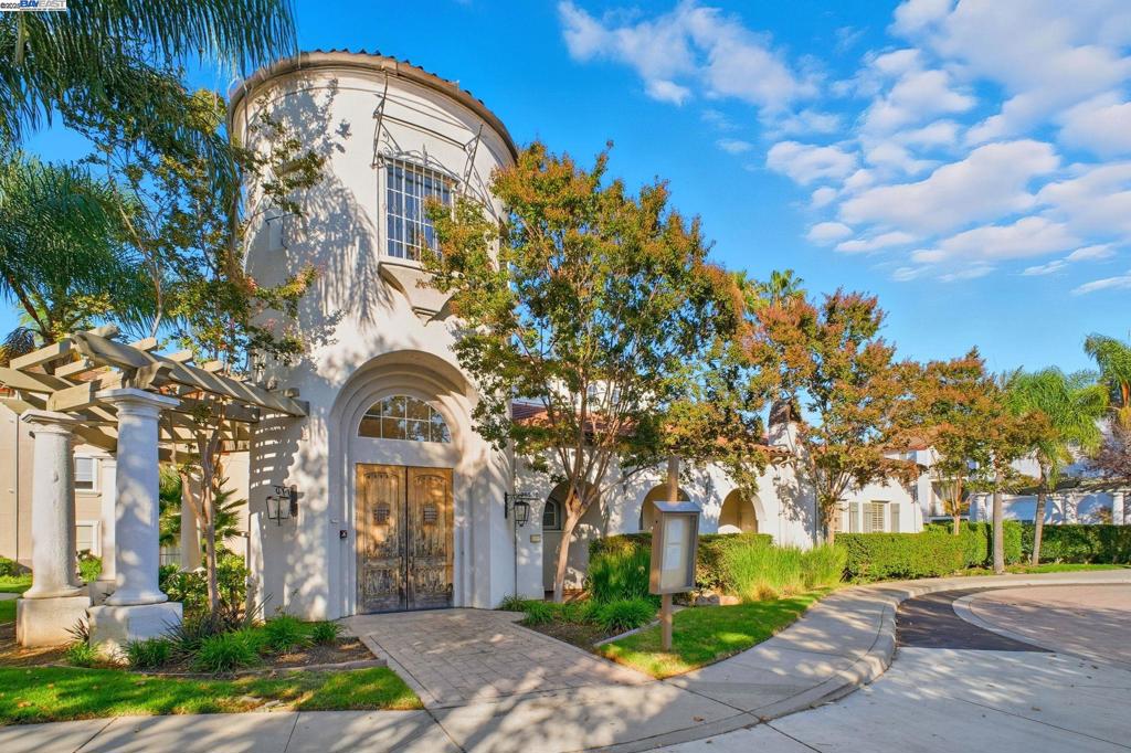 MONTE VISTA - Residential