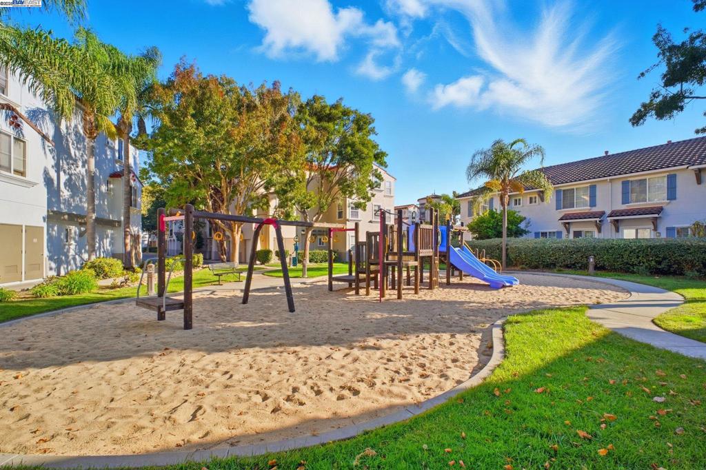 MONTE VISTA - Residential