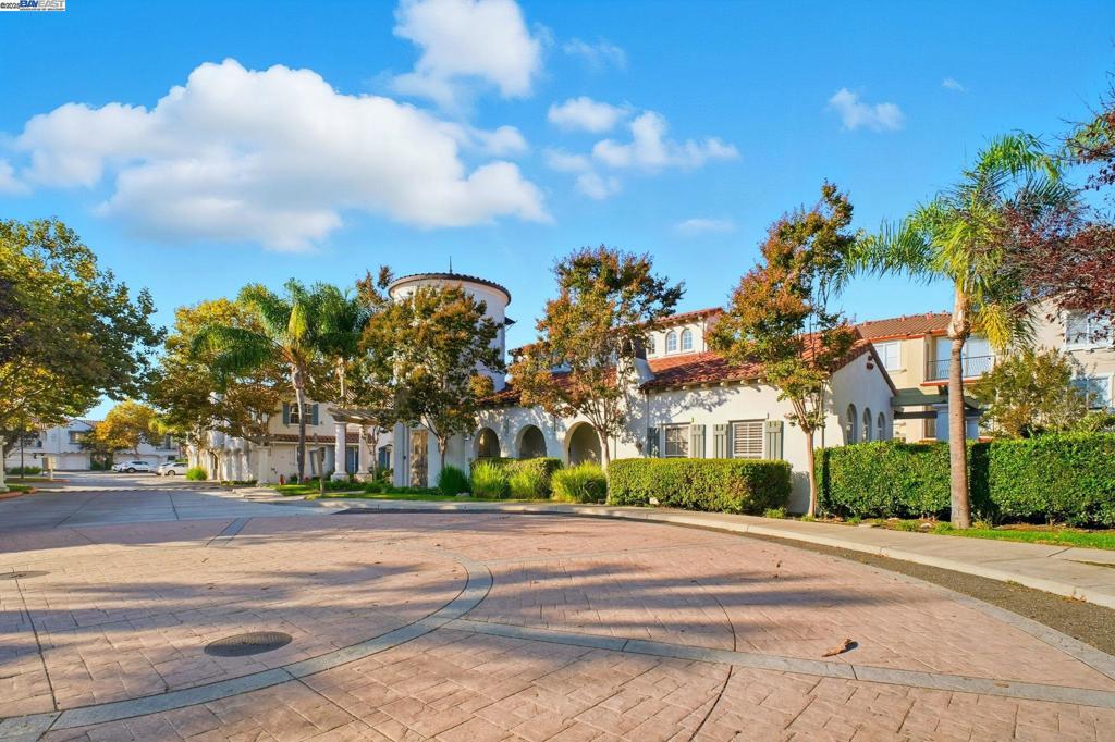 MONTE VISTA - Residential