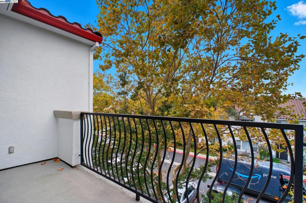 MONTE VISTA - Residential