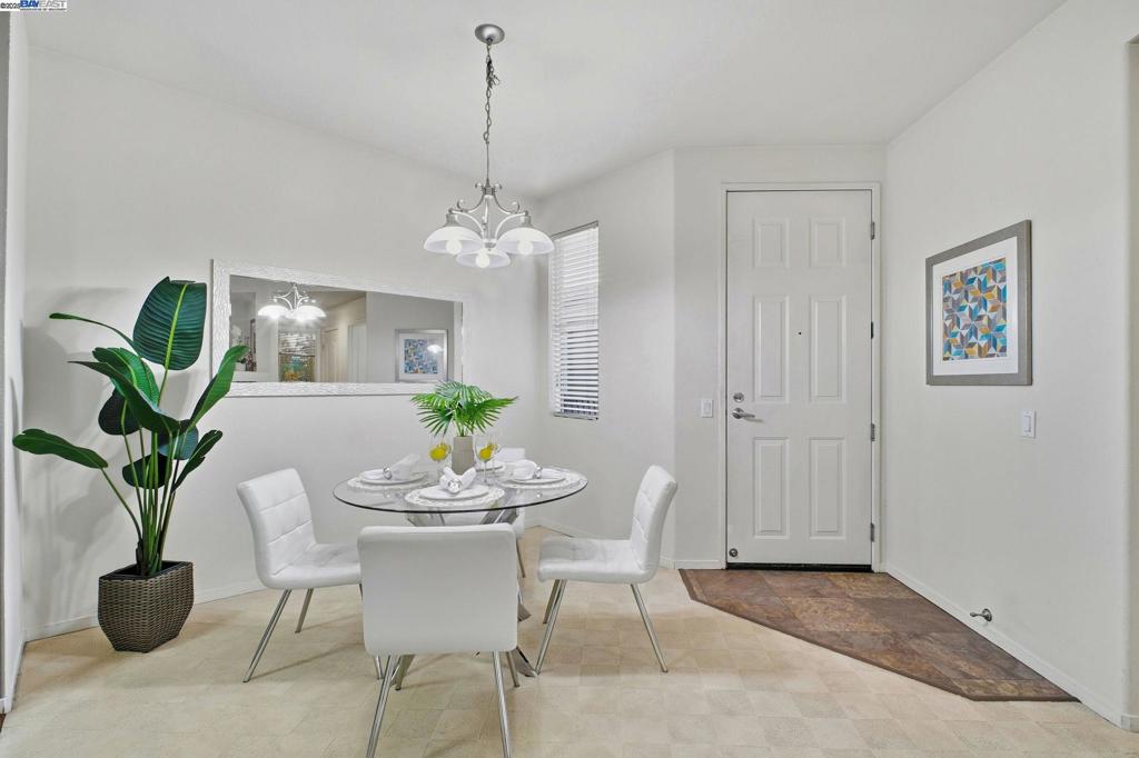 MONTE VISTA - Residential