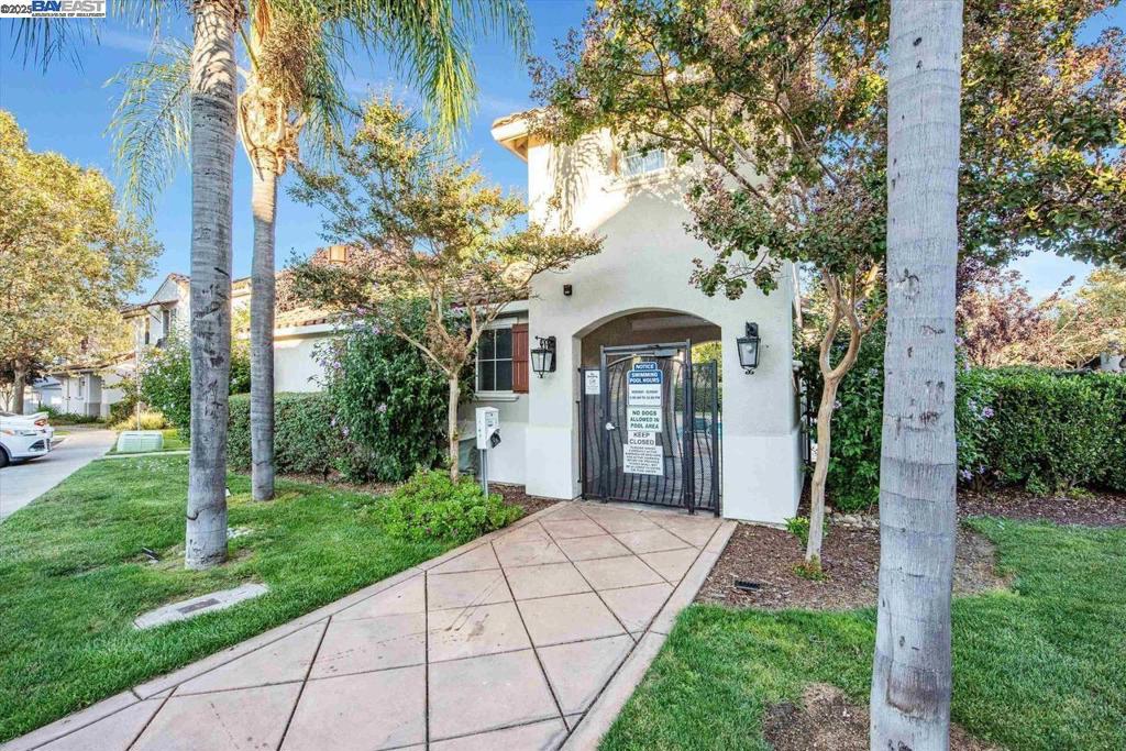 MONTE VISTA - Residential