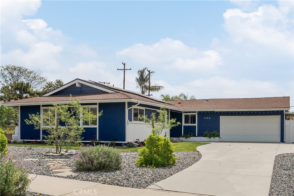 206 Underhill Drive