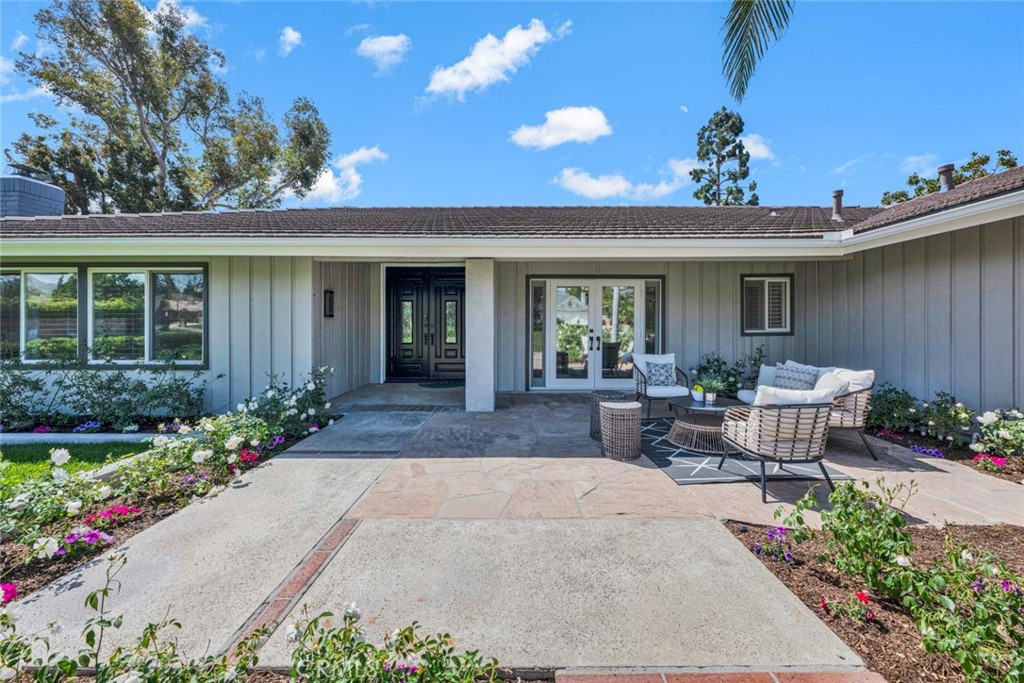 18512 Durfee Circle