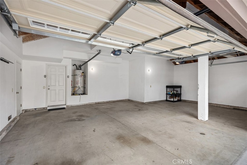 Alicia Knolls (ALK) - Residential Lease