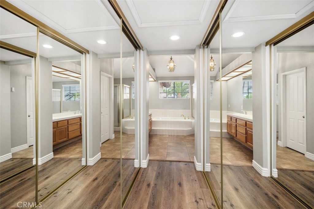 Alicia Knolls (ALK) - Residential Lease