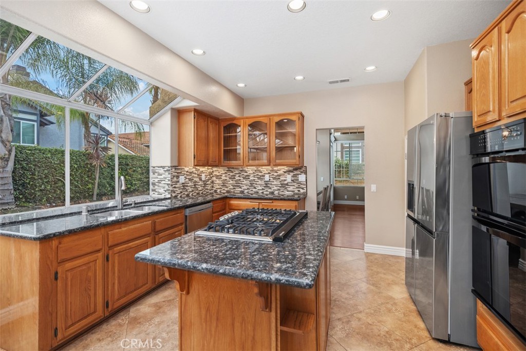 Alicia Knolls (ALK) - Residential Lease