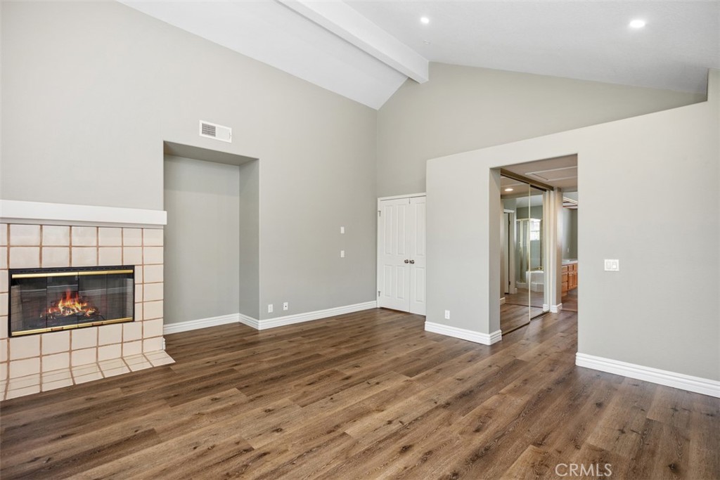 Alicia Knolls (ALK) - Residential Lease