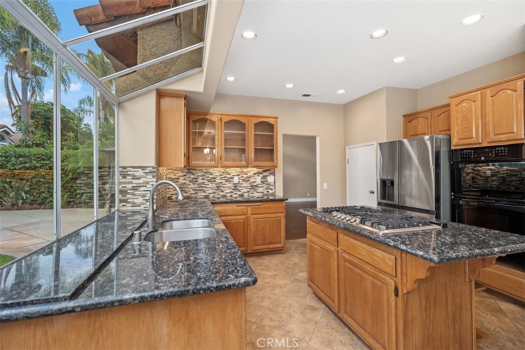 Alicia Knolls (ALK) - Residential Lease