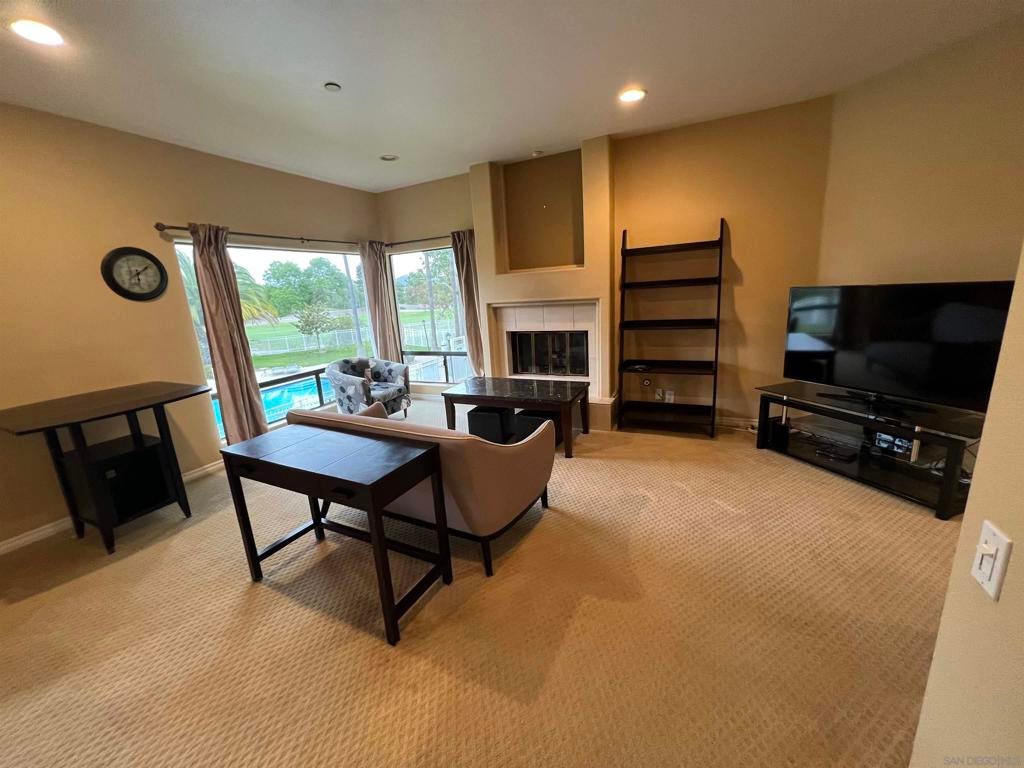 Properties 4 12122 Royal Birkdale 205