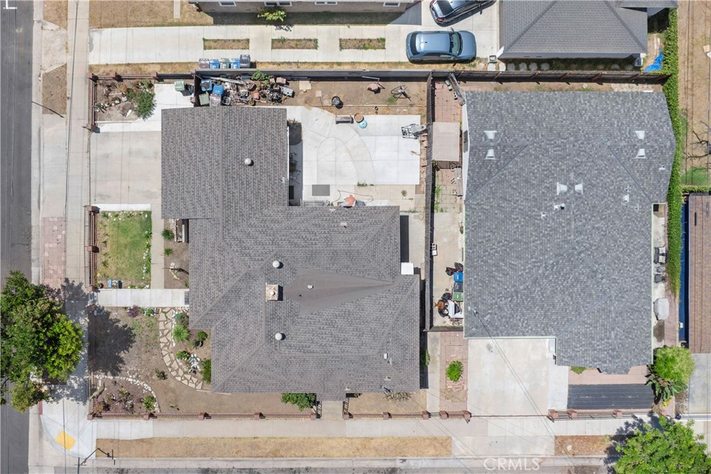 11905 Freeman