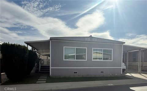 Photo of 626 Dearborn St #7, Redlands, CA 92374 (MLS # IG26026701)