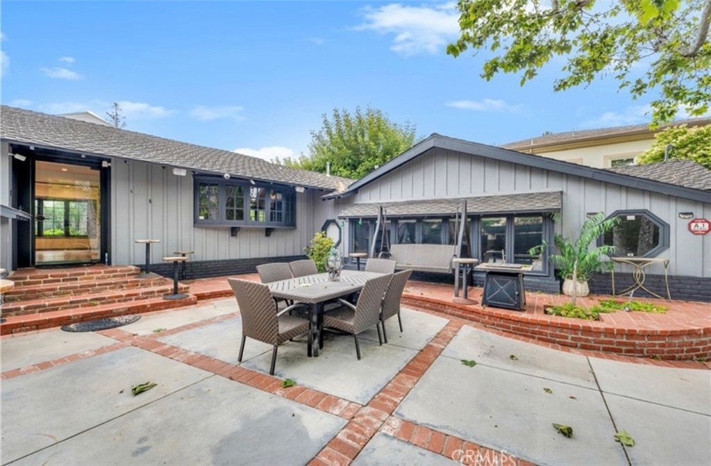 5050 Casa Drive