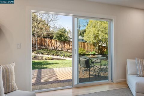 Tiny photo for 1651 1651 Mendota Court Ct, Walnut Creek, CA 94597 (MLS # 41126325)