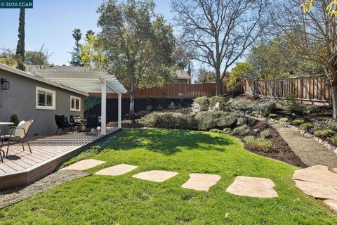 Tiny photo for 1651 1651 Mendota Court Ct, Walnut Creek, CA 94597 (MLS # 41126325)