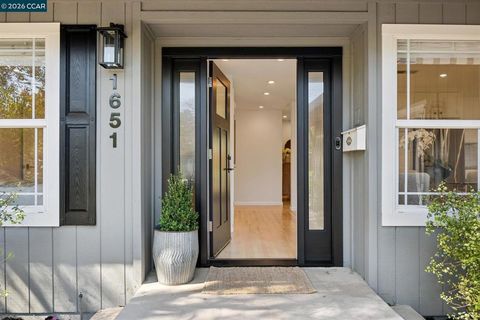 Tiny photo for 1651 1651 Mendota Court Ct, Walnut Creek, CA 94597 (MLS # 41126325)