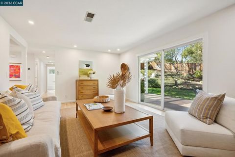 Tiny photo for 1651 1651 Mendota Court Ct, Walnut Creek, CA 94597 (MLS # 41126325)