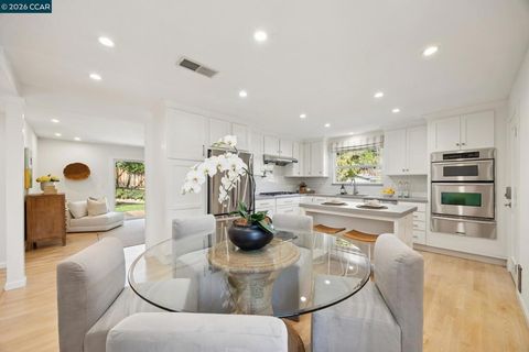 Tiny photo for 1651 1651 Mendota Court Ct, Walnut Creek, CA 94597 (MLS # 41126325)