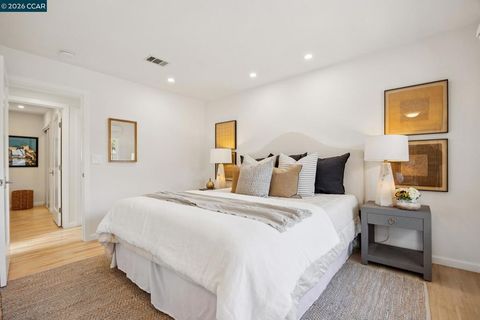 Tiny photo for 1651 1651 Mendota Court Ct, Walnut Creek, CA 94597 (MLS # 41126325)