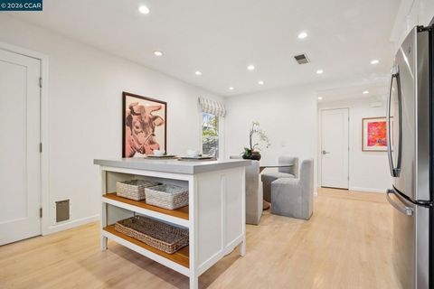 Tiny photo for 1651 1651 Mendota Court Ct, Walnut Creek, CA 94597 (MLS # 41126325)