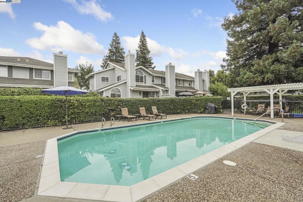 ALAMEDA - Residential