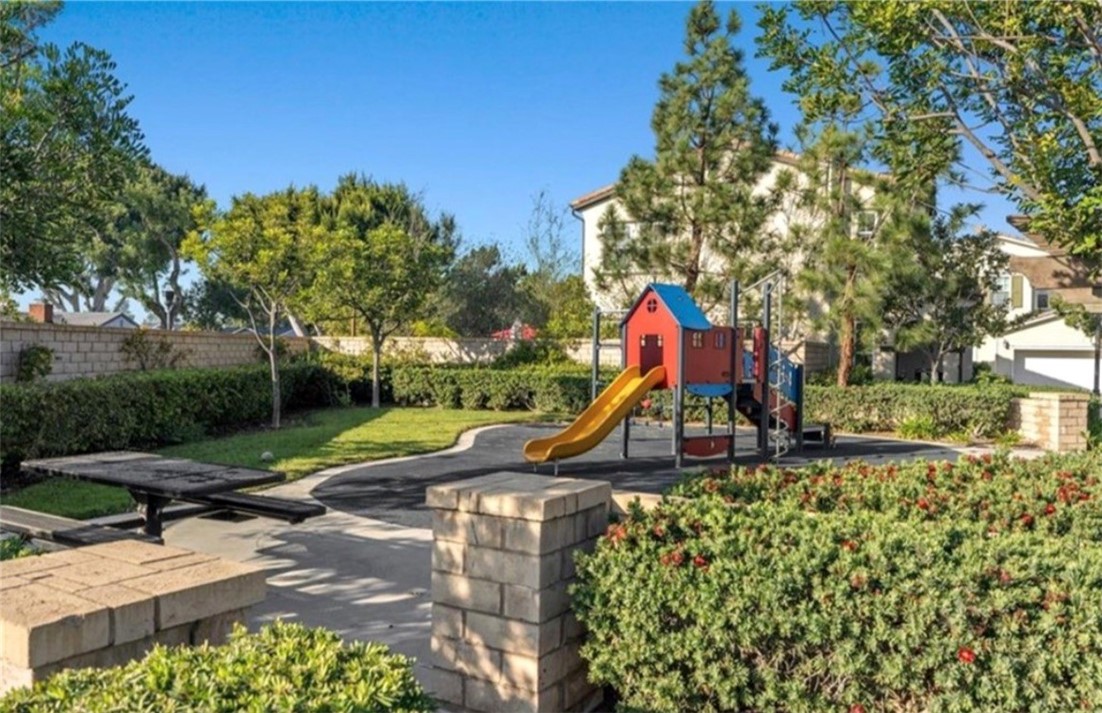 2519 Cornerstone
