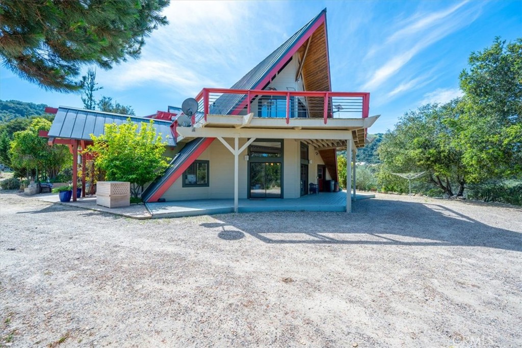 1010 Upper Los Berros