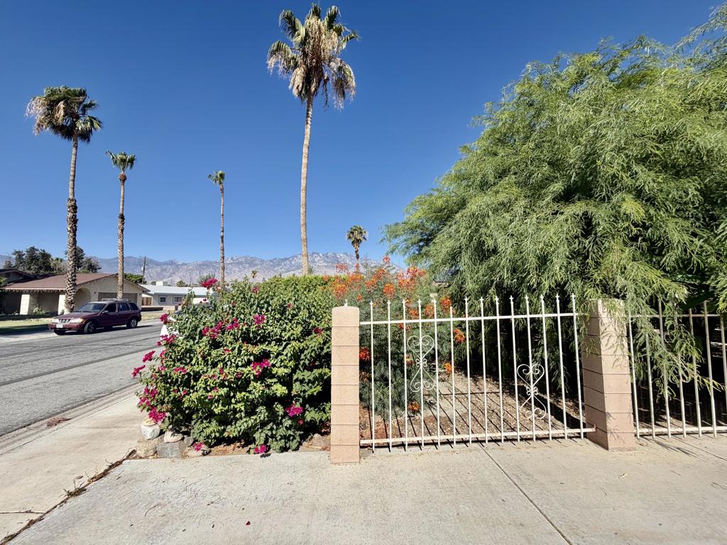 68110 Risueno Road