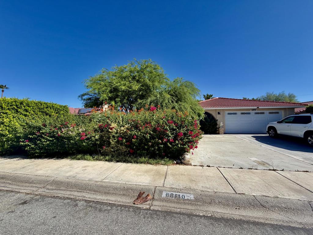 68110 Risueno Road