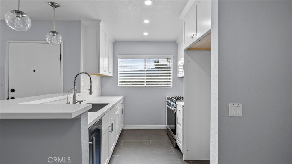 The Vistas (VAVI) - Residential Lease