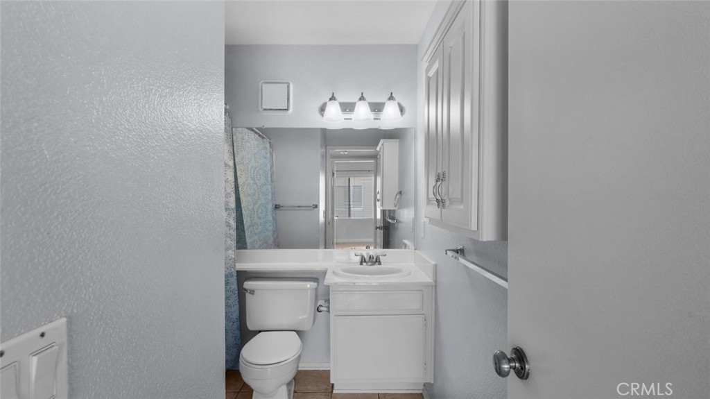 The Vistas (VAVI) - Residential Lease