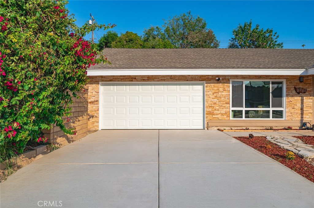 2968 Crooked Creek Drive